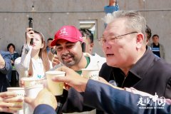 “我们该当邀请中国专家